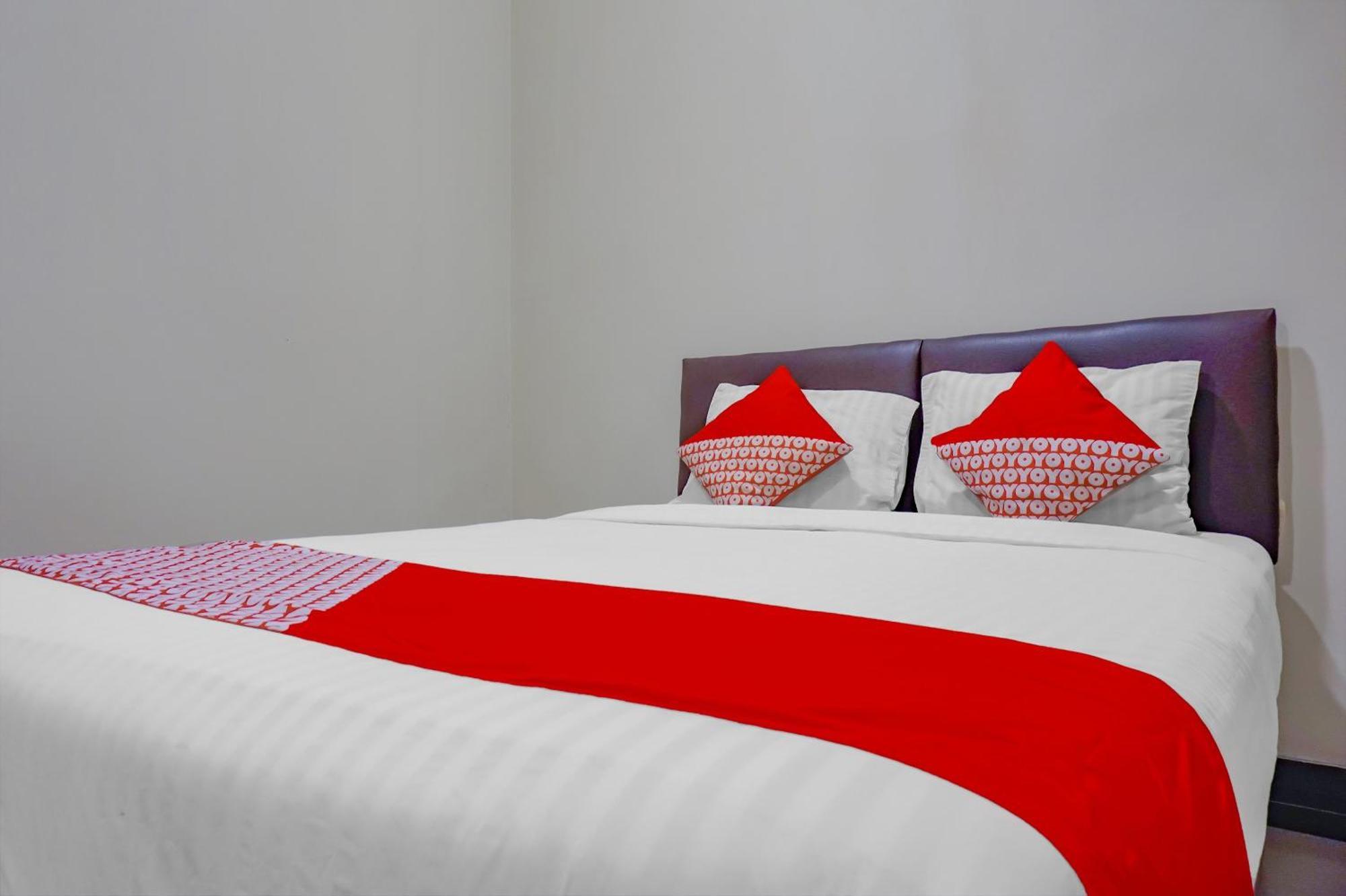 Oyo 117 Blueberry Homestay Cakarta Dış mekan fotoğraf