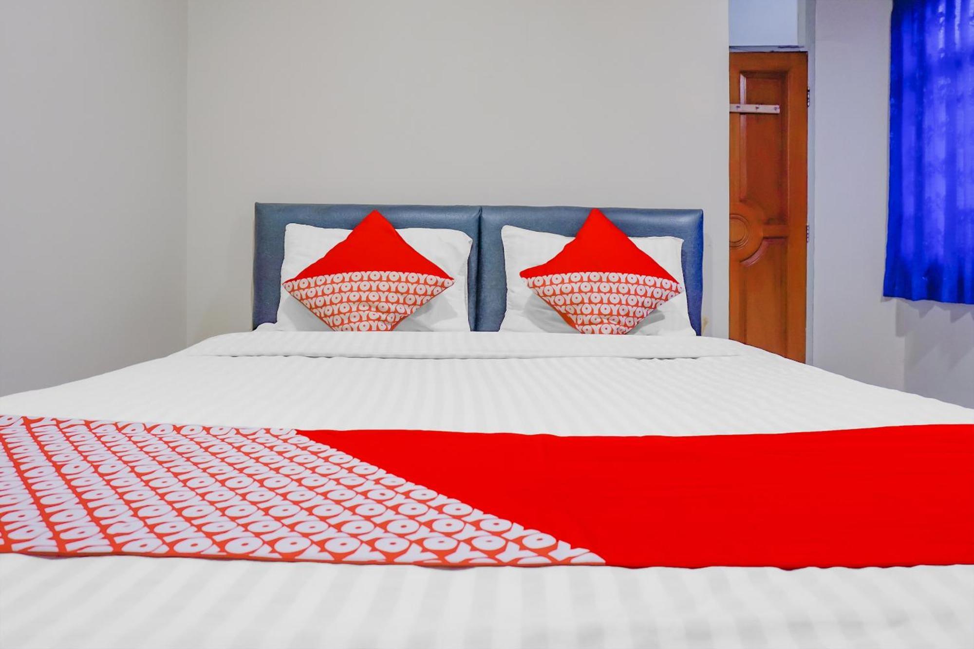 Oyo 117 Blueberry Homestay Cakarta Dış mekan fotoğraf