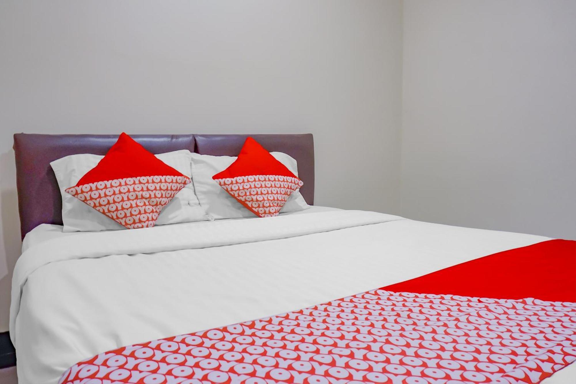 Oyo 117 Blueberry Homestay Cakarta Dış mekan fotoğraf