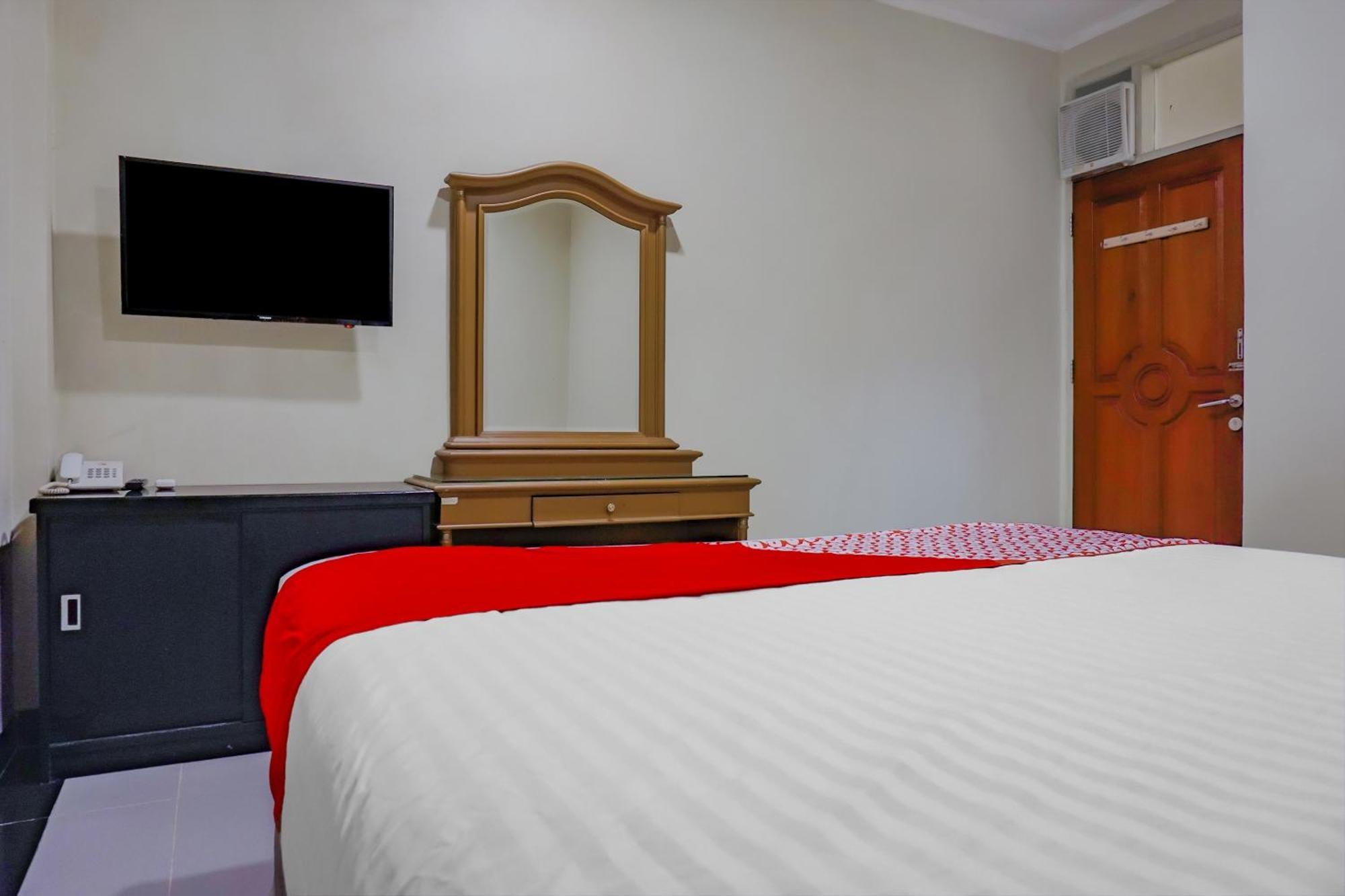 Oyo 117 Blueberry Homestay Cakarta Dış mekan fotoğraf